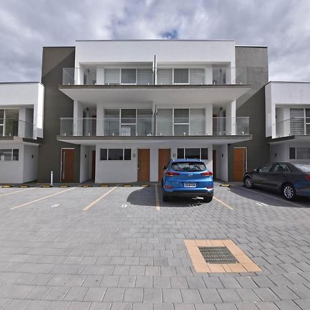 2X2 Modern Apartment Near Airport And City Perth Esterno foto