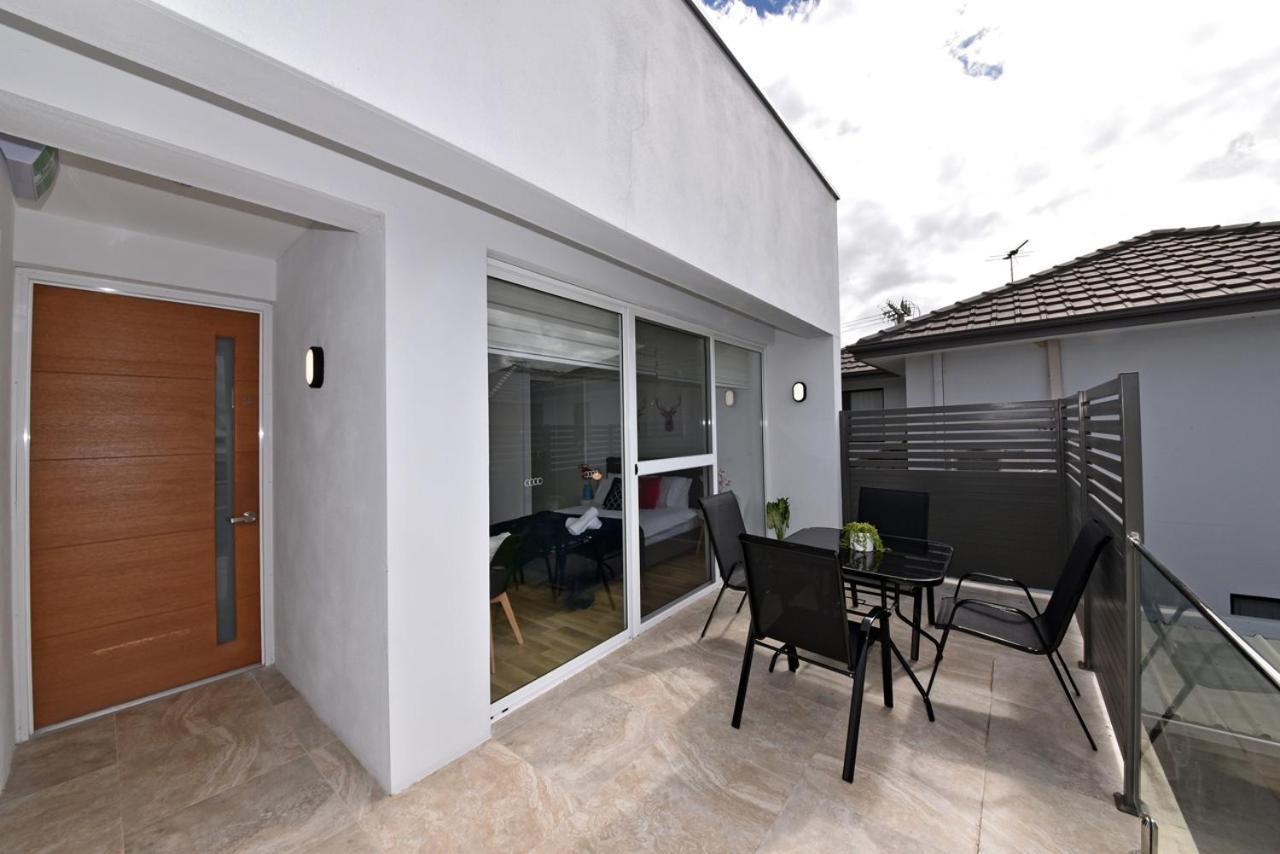 2X2 Modern Apartment Near Airport And City Perth Esterno foto