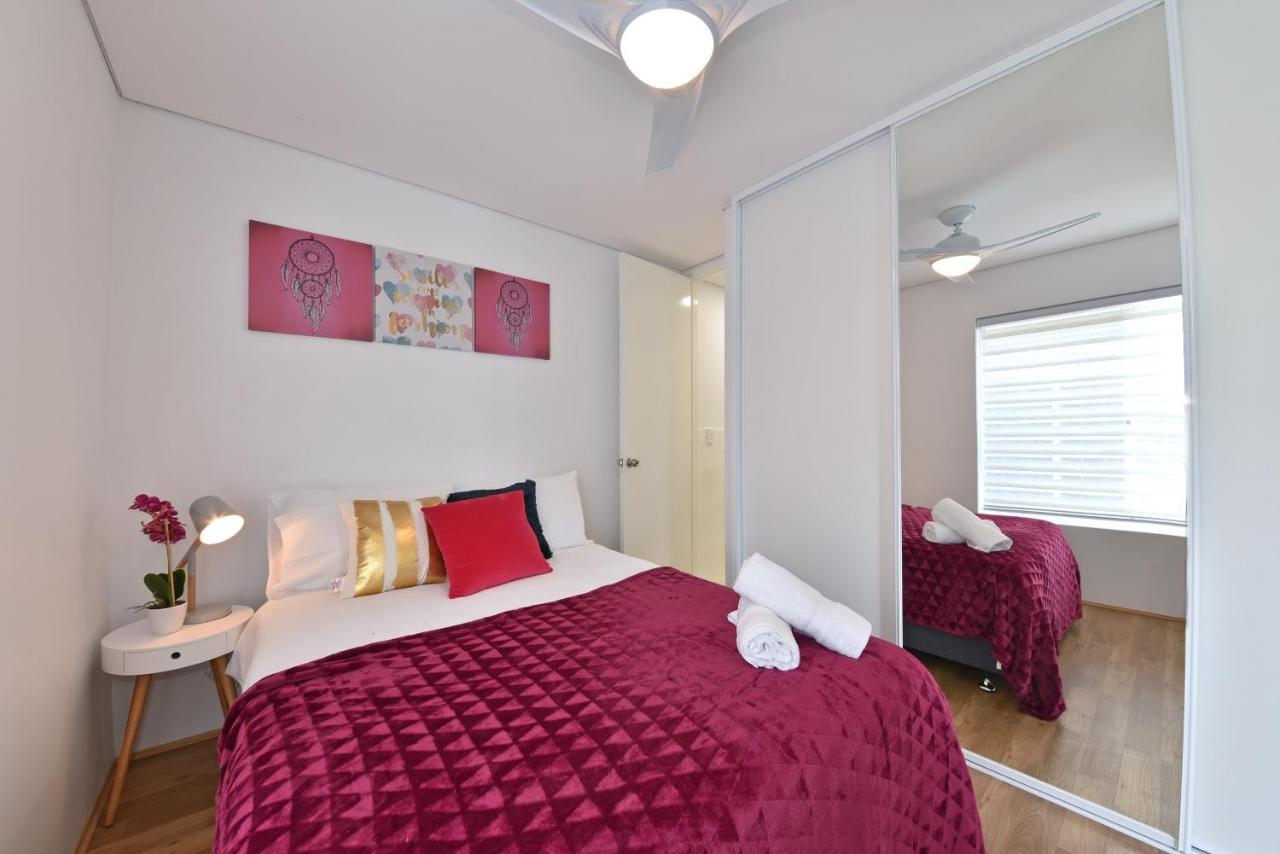 2X2 Modern Apartment Near Airport And City Perth Esterno foto
