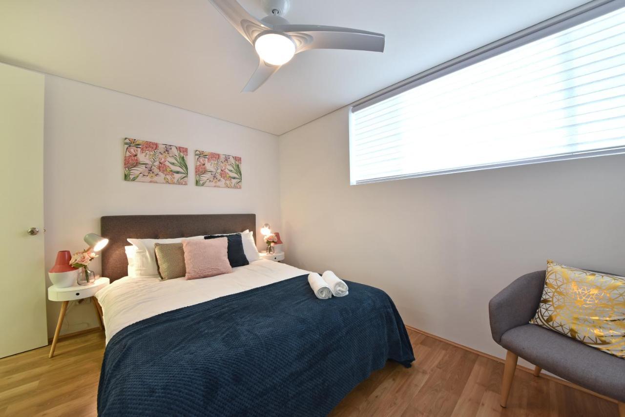 2X2 Modern Apartment Near Airport And City Perth Esterno foto