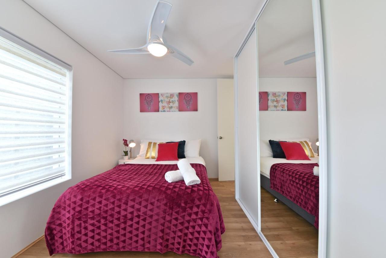 2X2 Modern Apartment Near Airport And City Perth Esterno foto