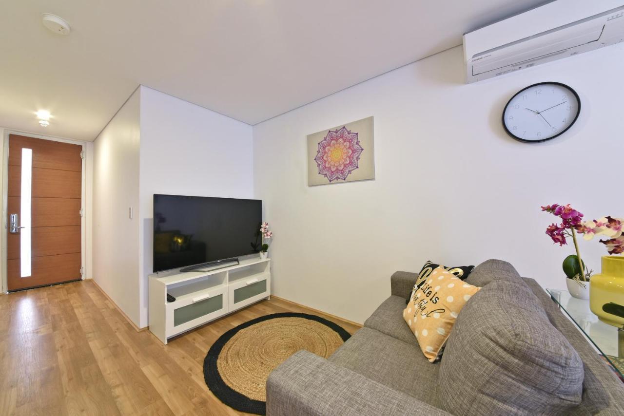 2X2 Modern Apartment Near Airport And City Perth Esterno foto