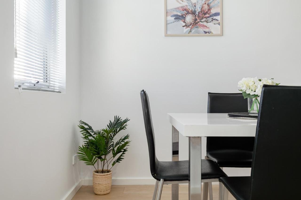 2X2 Modern Apartment Near Airport And City Perth Esterno foto