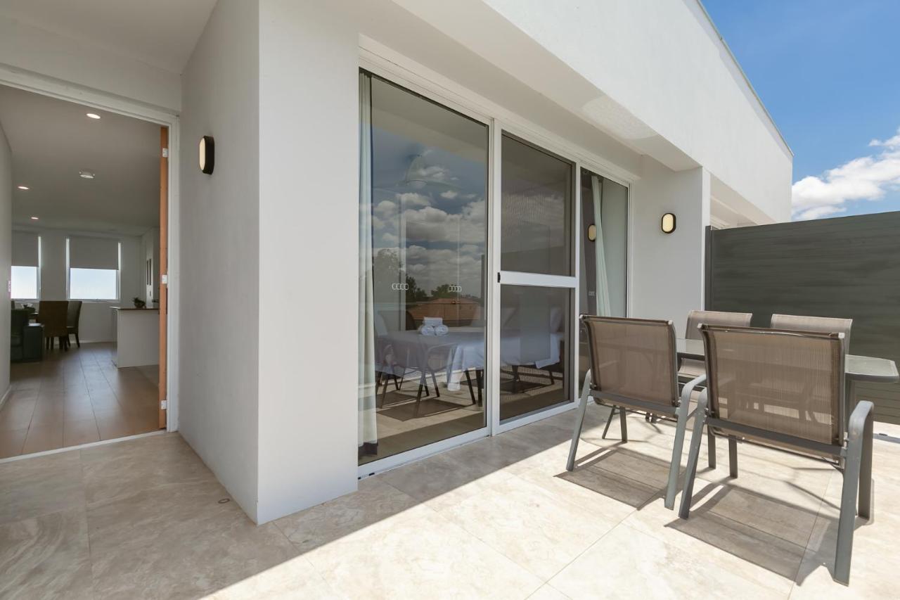 2X2 Modern Apartment Near Airport And City Perth Esterno foto